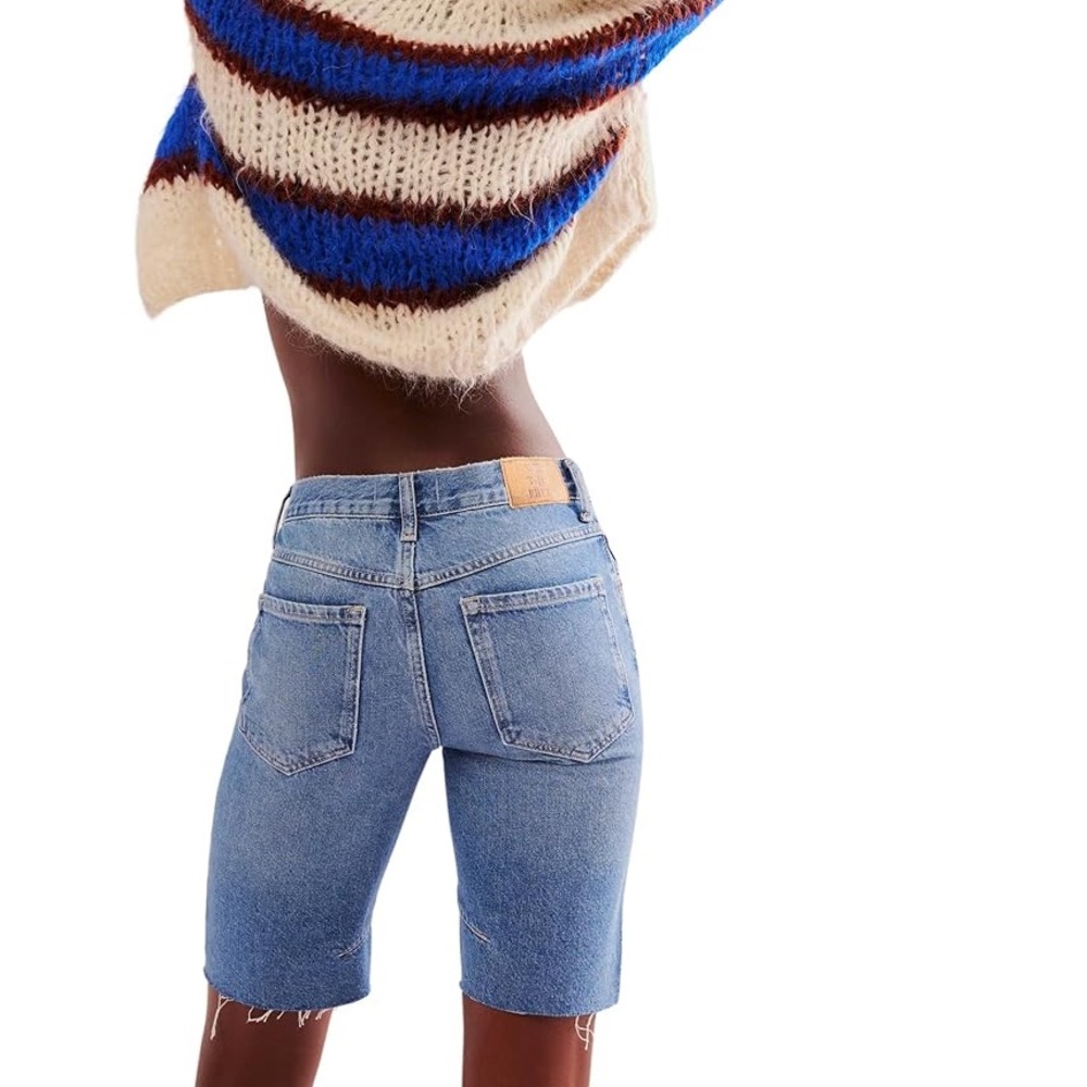 We The Free Ghost Town Long Denim Shorts Free People Bermudas Bodie Blue NWT - Picture 2 of 6